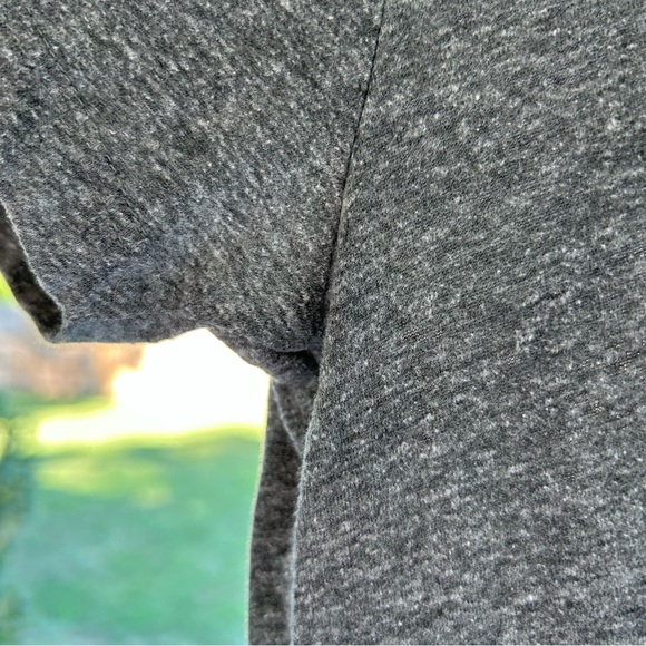 OBEY Heathered TShirt, flowered motif, Collector’s Item GUC - Picture 6 of 6